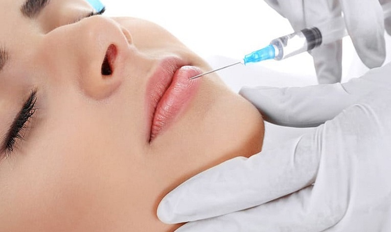 برترین کلینیک تزریق ژل لب در شهریار